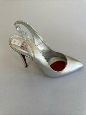 Silver Slingback Pointed-Toe Pumps Hand Crafted Size 39.5 Amanda Gregory
